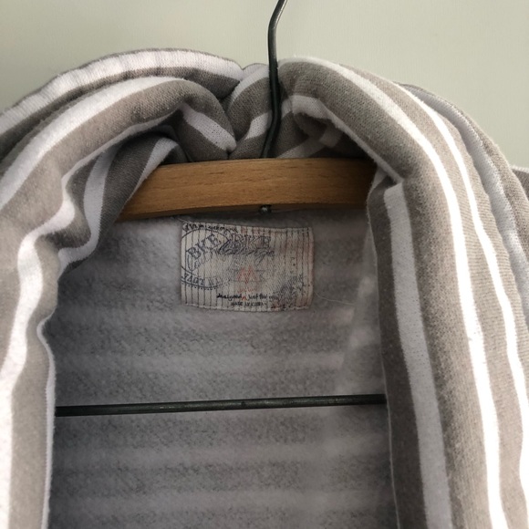 Jacket - Picture 3 of 3